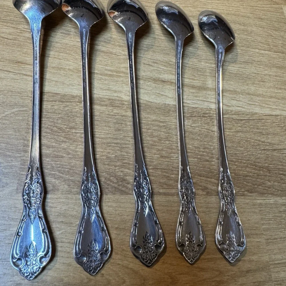 KENNETT SQUARE 5 Iced Tea Spoons Oneida Distinction Deluxe Stainless HH